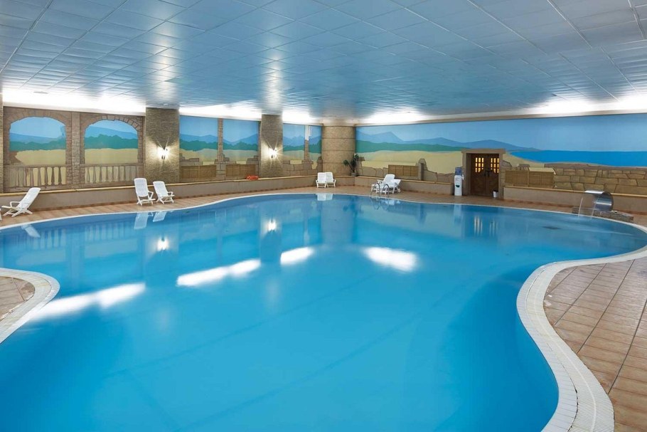 Спортивный парк Волен Яхрома бассейн