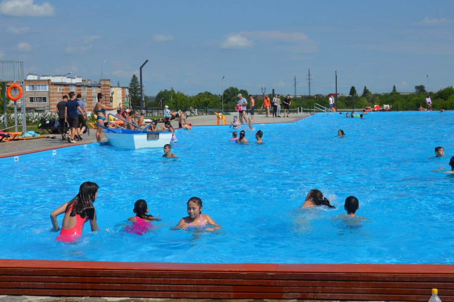 Поселок Барвиха бассейн