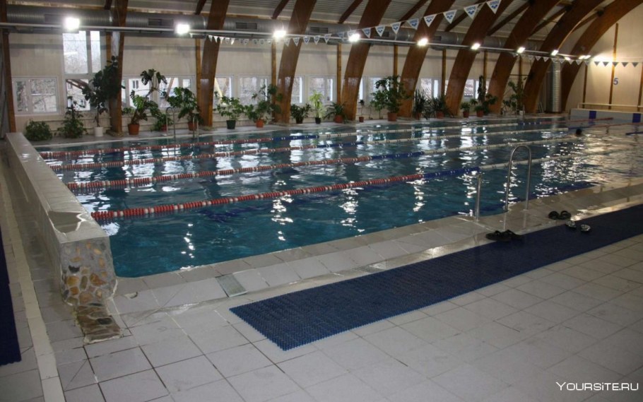 Атлас парк отель Домодедово бассейн