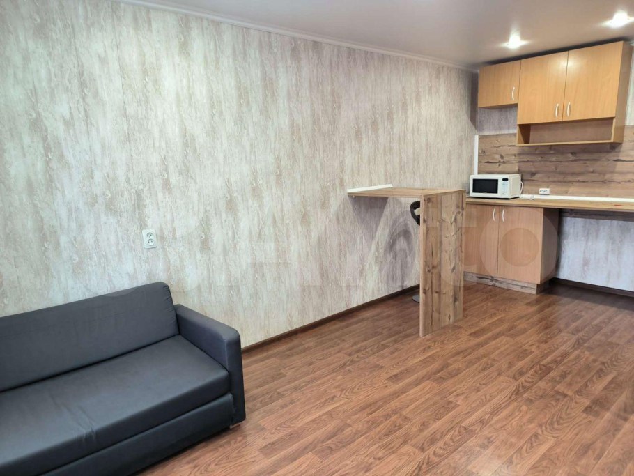 Планировка комнаты в гостинке