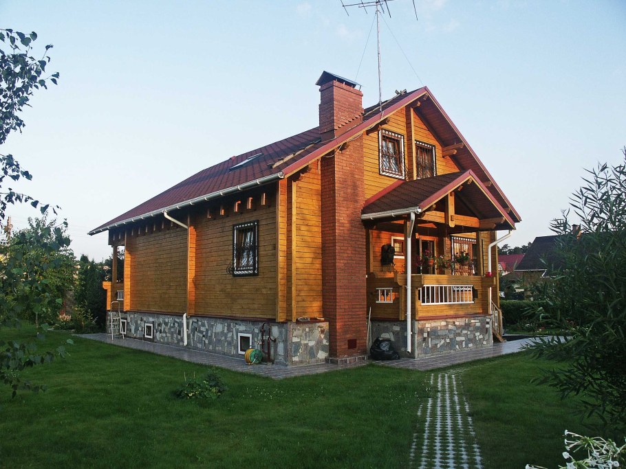 Пристройка к старому дому