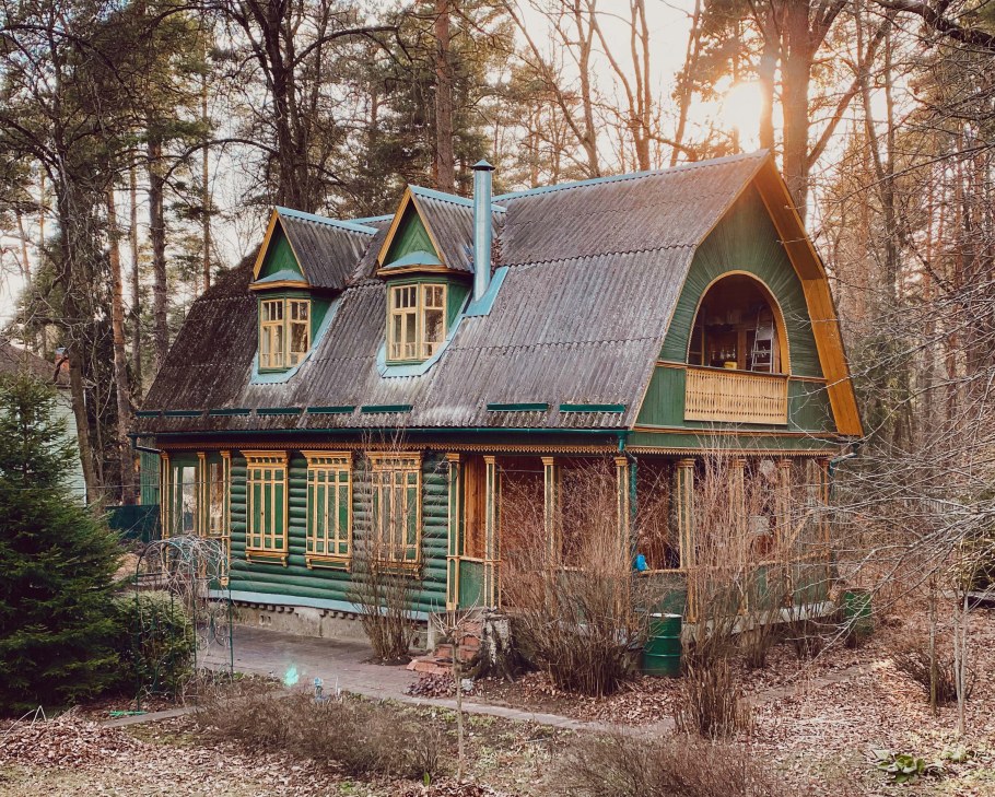 Домик в саду