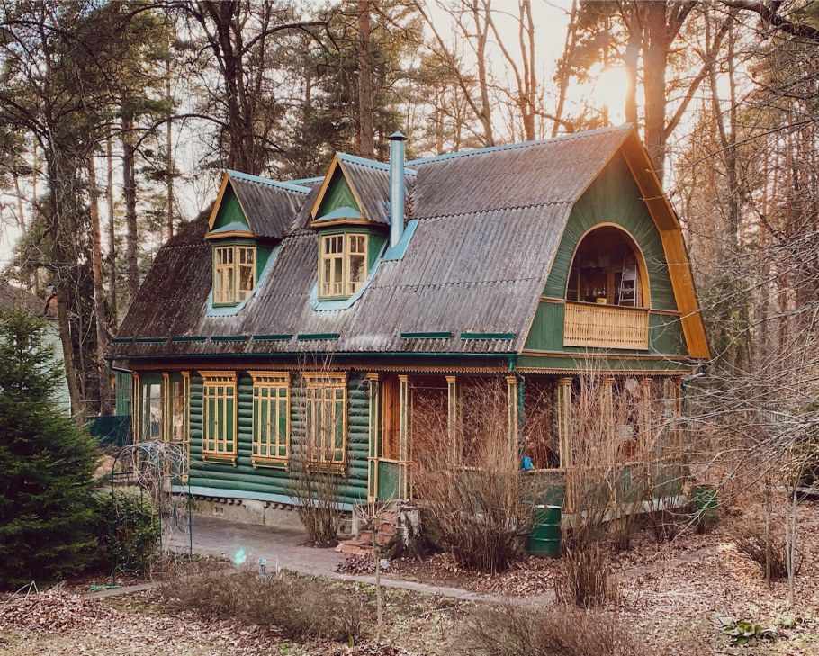 Старый дачный домик