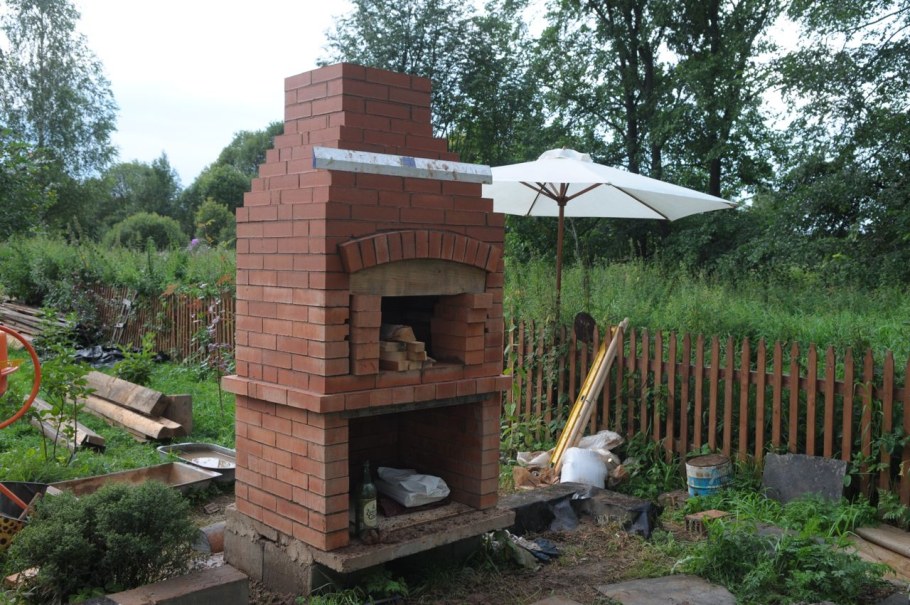 Уличная печь для дачи из кирпича