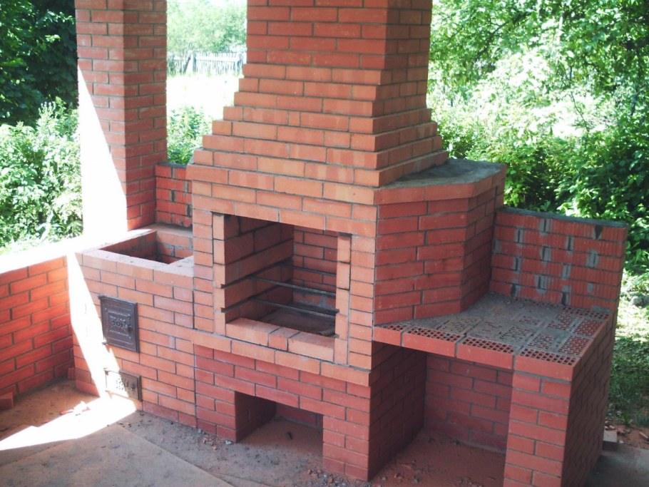 Barbecue Smoker Grill из кирпича