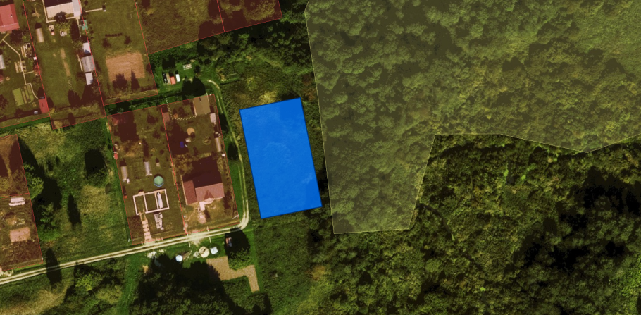 Земельный участок