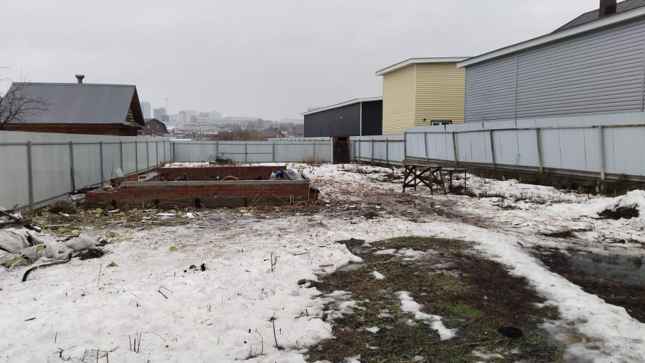 Ровный газон на участке