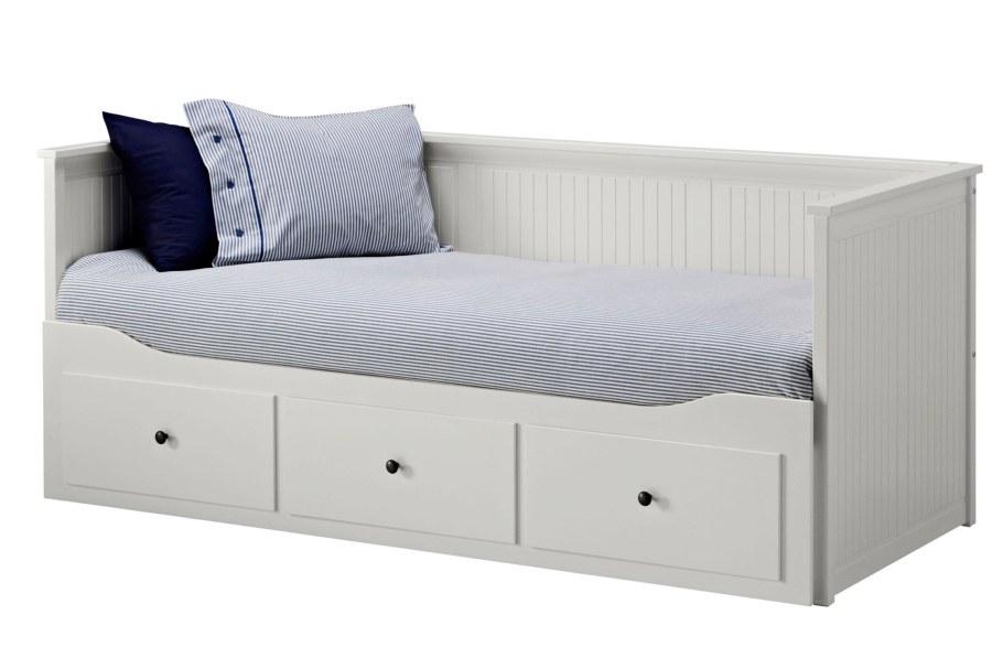 Плетеные корзины в интерьере