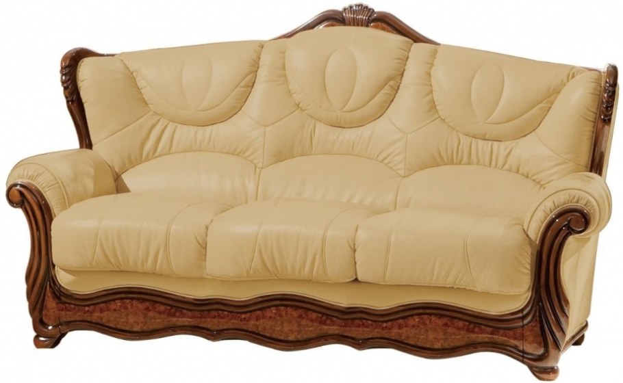 Деревянный диван
