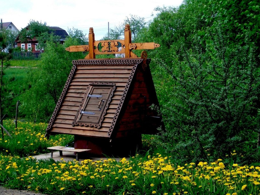 Колодезный домик из сайдинга