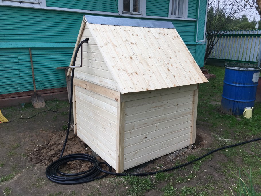 Колодезный домик