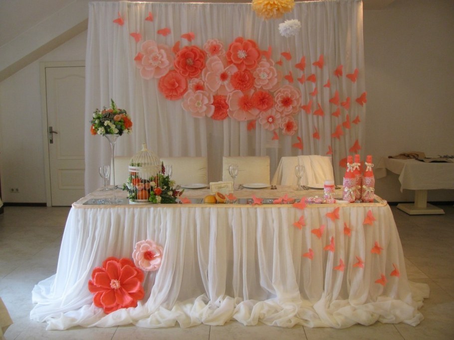 Оригинальное украшение свадебного зала