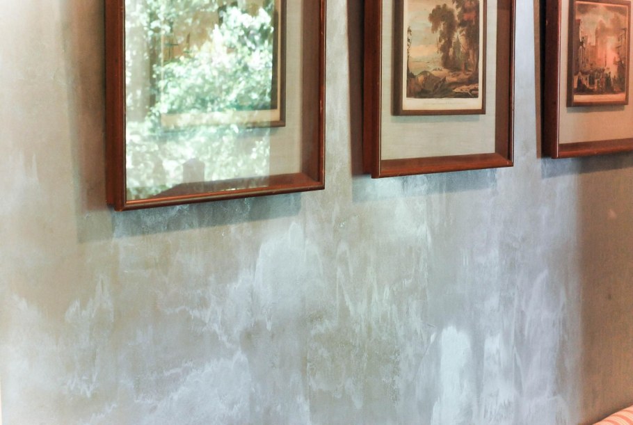 Отделка декоративной штукатуркой минусы