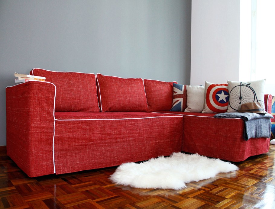 Кожаный угловой диван в интерьере