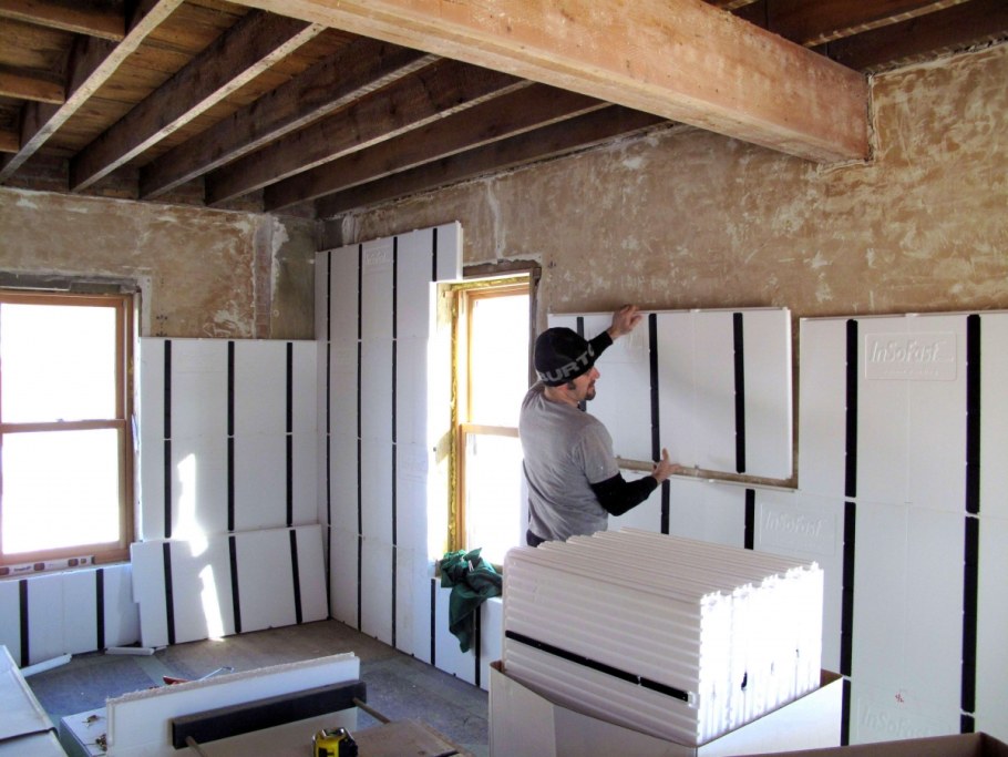 Металлокаркас для обшивки стены гипсокартоном