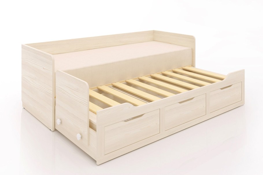 Кровать детская "Ника"( массив,лак) 140х60