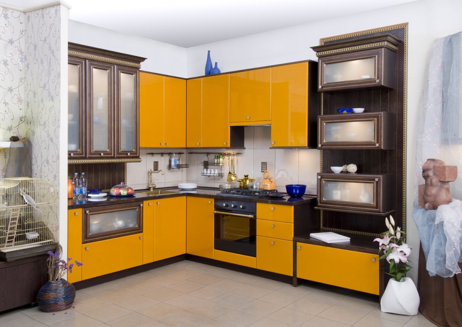 Фабрика Стоса в Италии