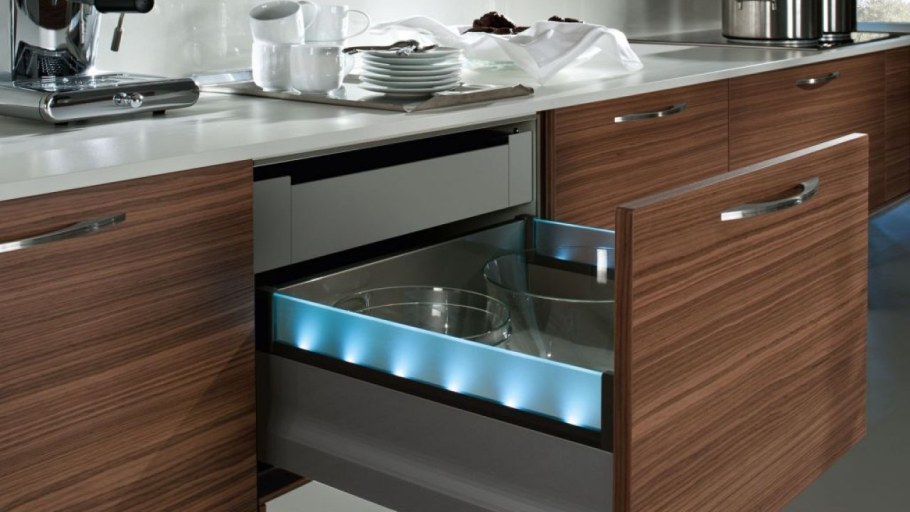 Кухня Платан шампань