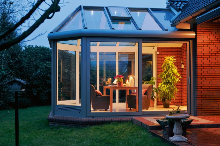 Беседка со стеклянной крышей