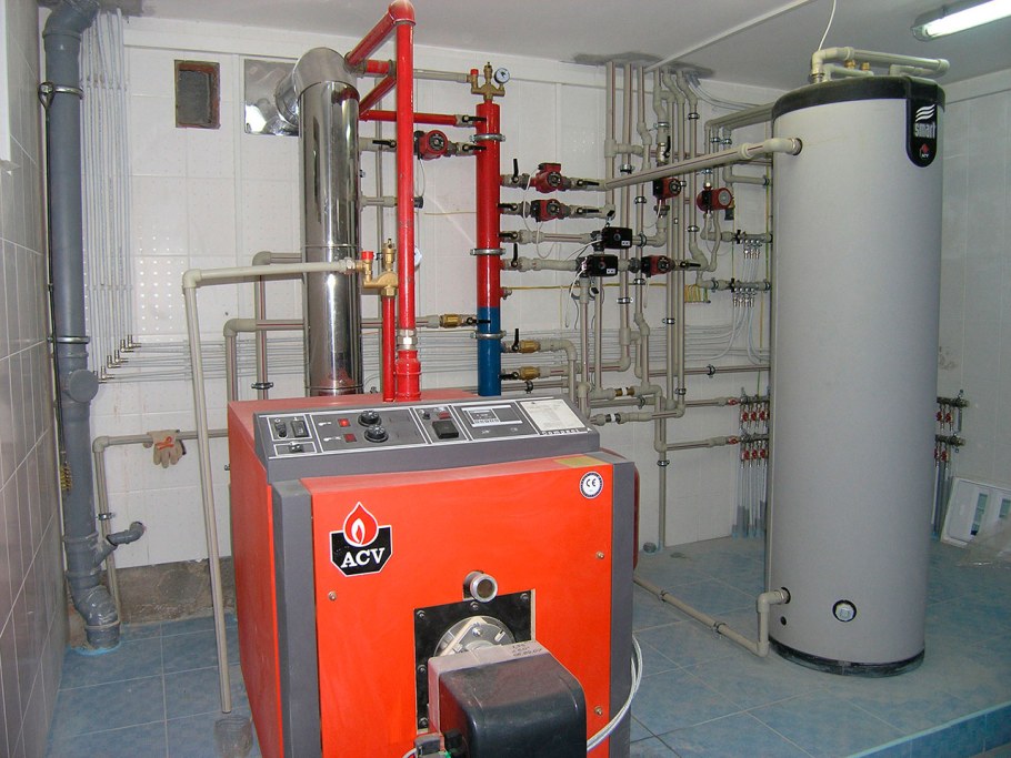 Газовый котел для отопления частного дома на 200 м2