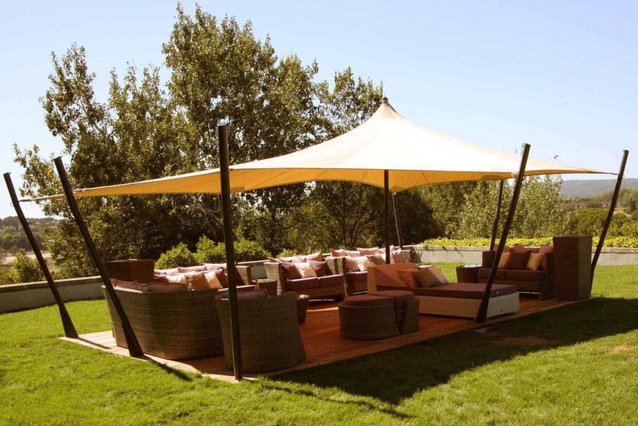 Беседка с зоной отдыха