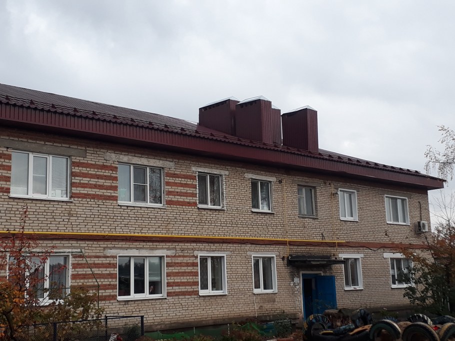 Двухэтажный многоквартирный дом