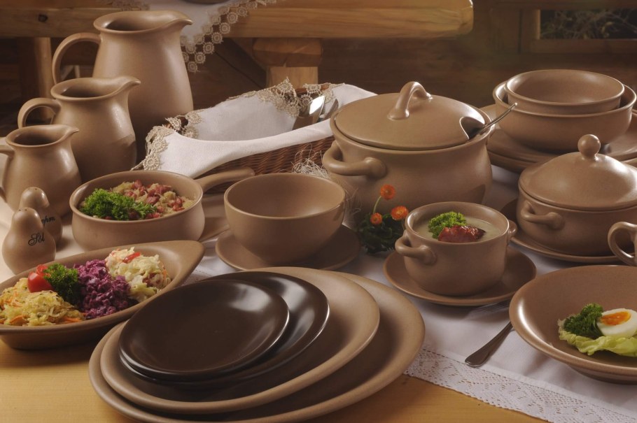 Старинная деревянная посуда