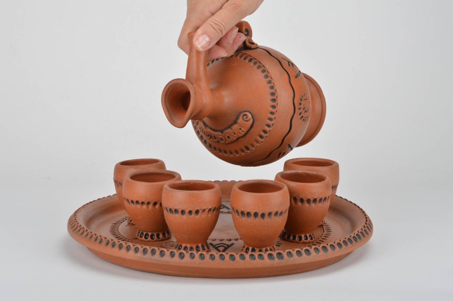 Набор глиняной посуды