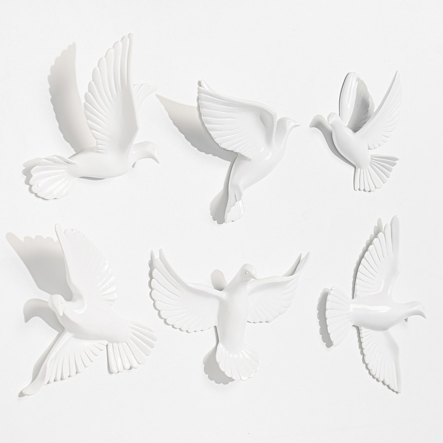 Декор с белыми птицами