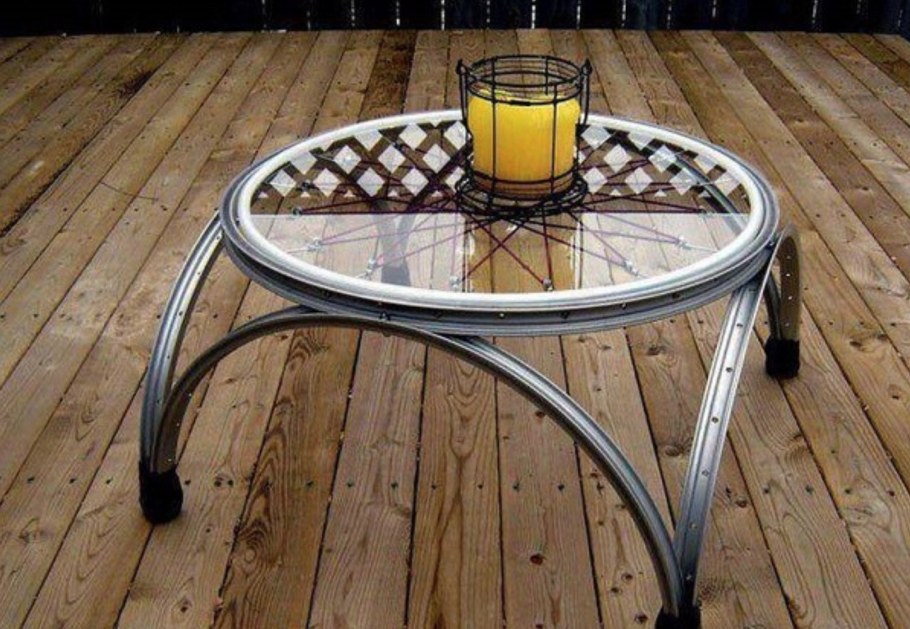Журнальный столик из колеса