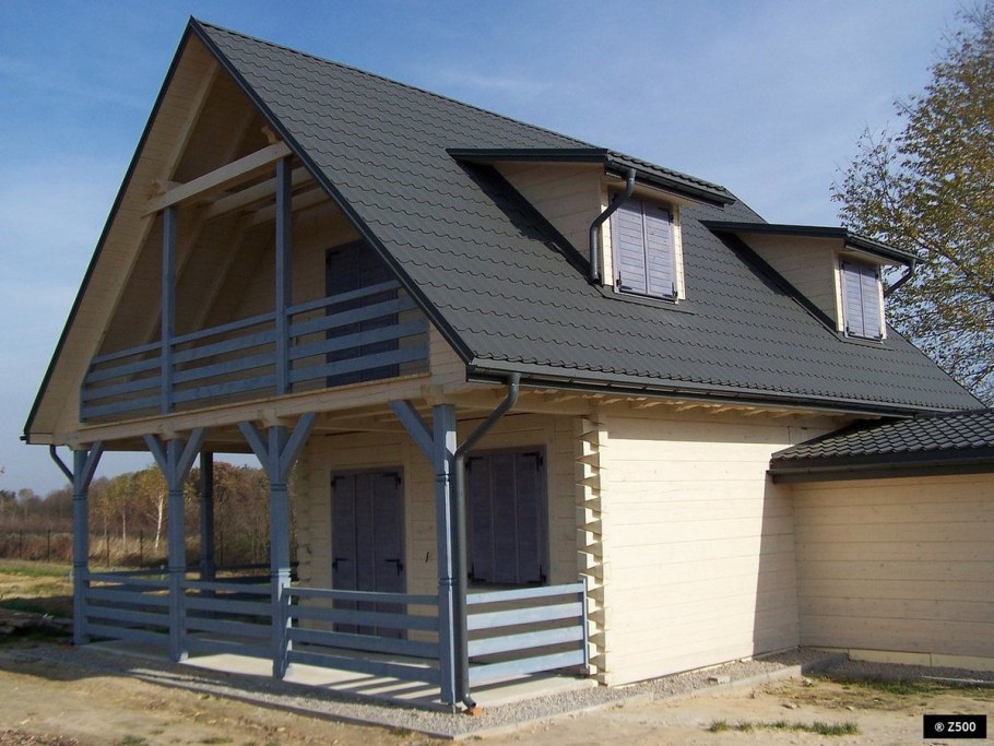 Крыши домов с мансардой