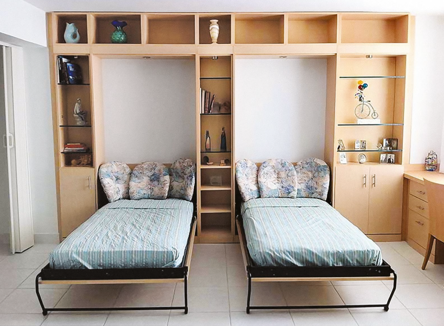 Кровать встроенная в шкаф