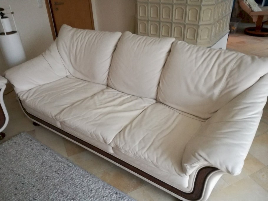 Наполнение пух перо в мягкой мебели