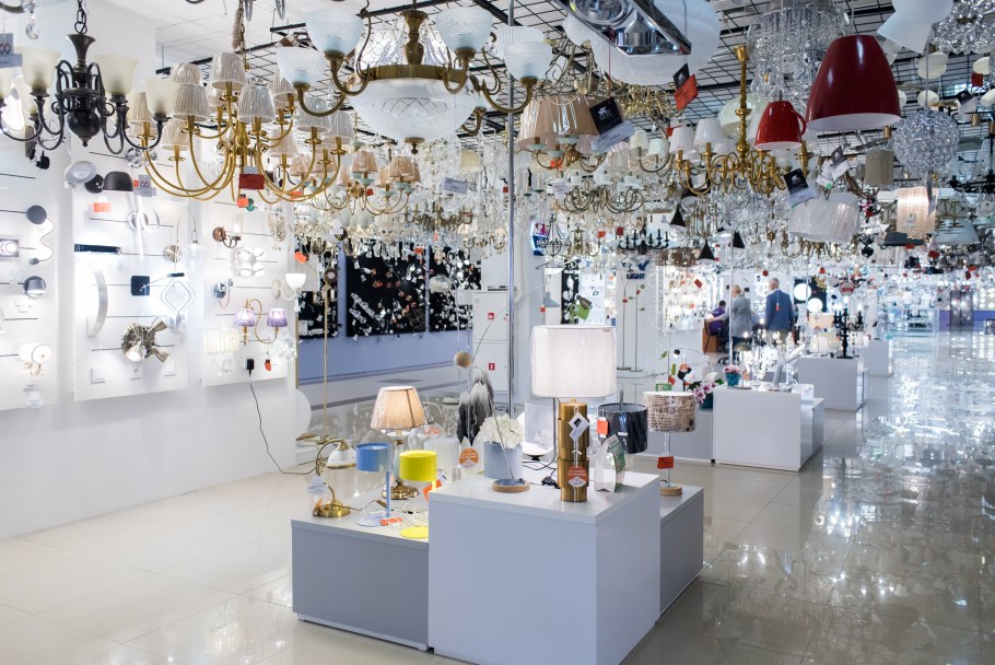 Мир света на Варшавской