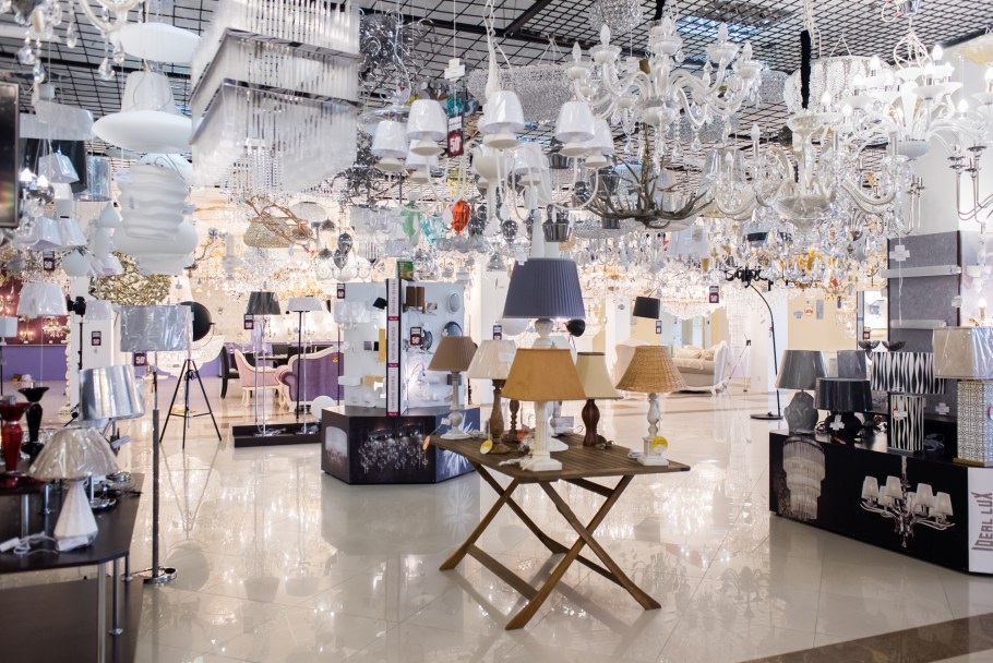 Мир света на Варшавской