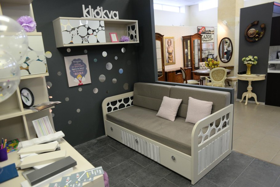 Клюква двухъярусная кровать с диваном