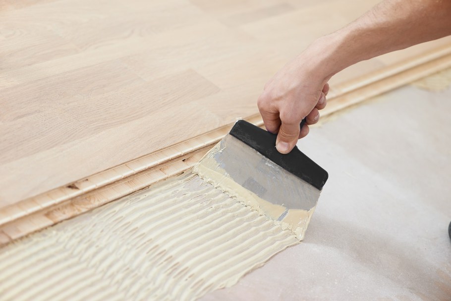 Укладка паркета на клей