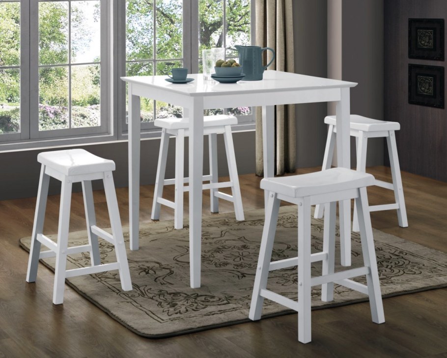 Барная обеденная группа