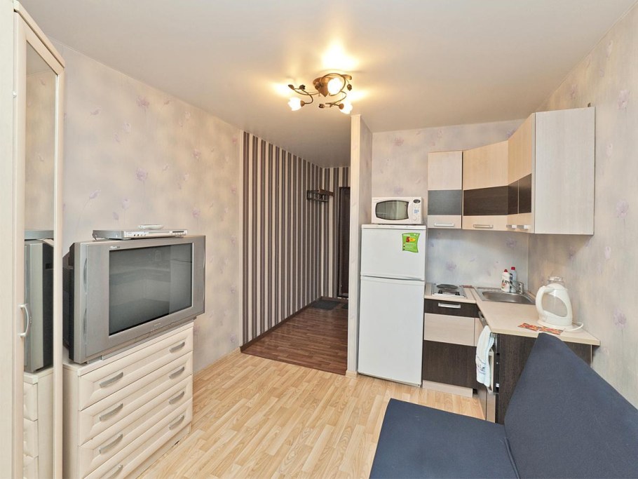 Планировка маленькой гостинки