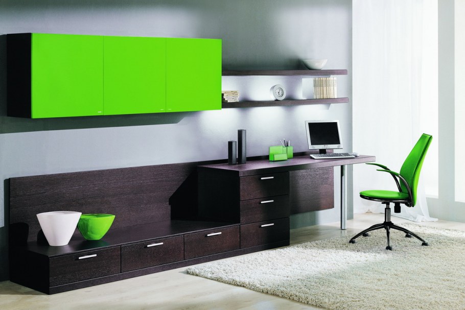 Мебельная стенка с компьютерным столом