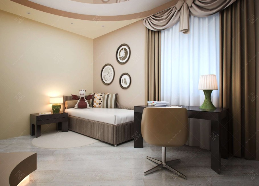 Светлая комната с темной мебелью