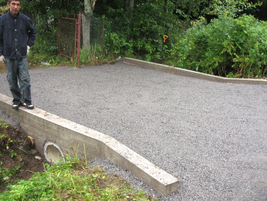 Заезд для авто из плит