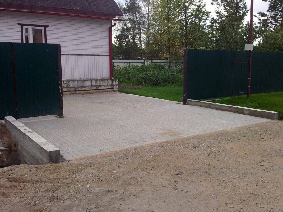 Опалубка для заезда на участок