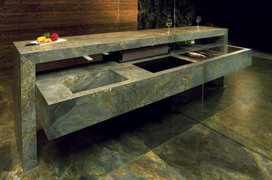 Журнальный столик Sheffield d80, мрамор/золото