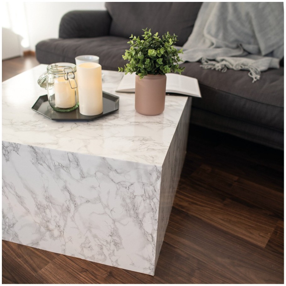 Мебель из мрамора