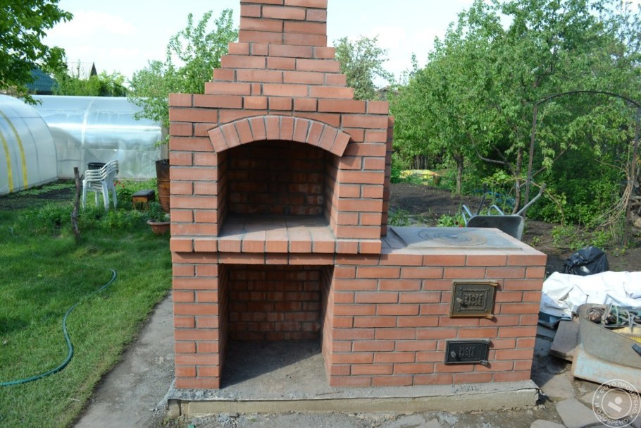 Барбекю из кирпича