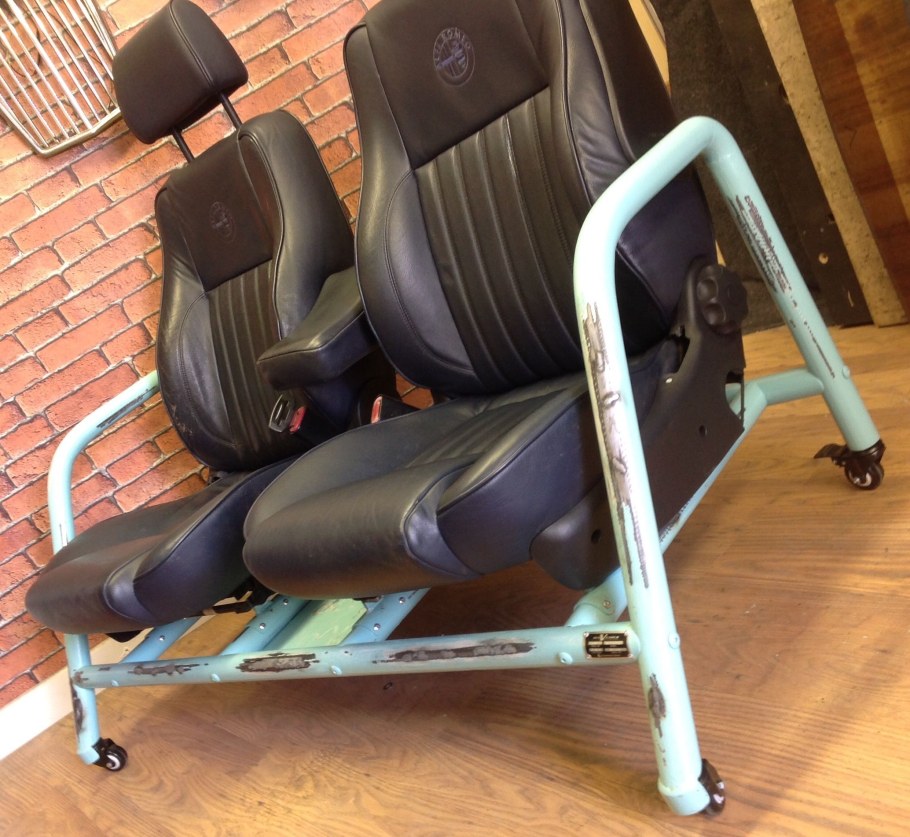 Дизайнерская мебель из автомобиля