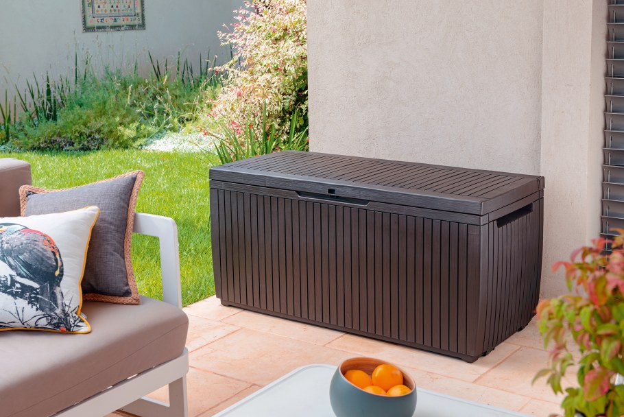 Suncast Resin Patio Storage Box 82
