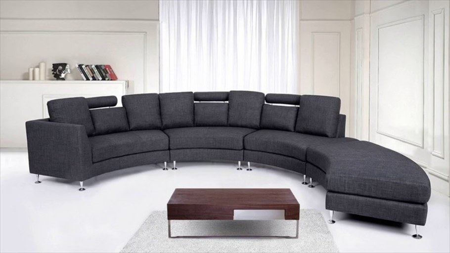 Необычный круглый диван