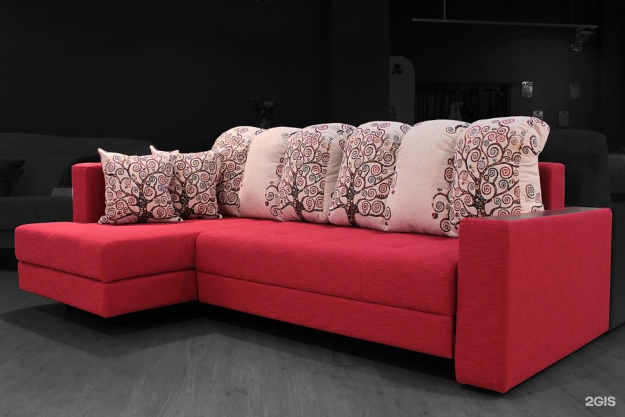 Диван модный ЮВАЮ